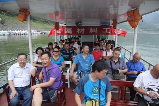 C:\Users\libing\Desktop\2013-郧西-人像篇\2013-7-17-安康南湖-002.JPG